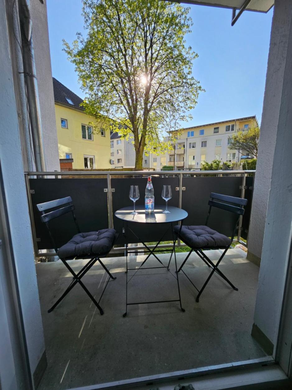 Modern Homes - Voll Ausgestatte Wohnung - Balkon - Hotelbetten - 4K Tv - Wlan Мёрс Экстерьер фото